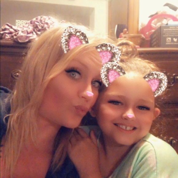 Meet your Posher, Kelli - Picture 6 of 16